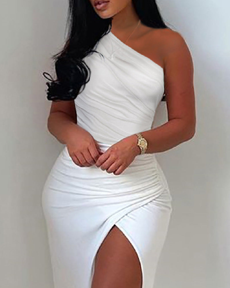 Women's Dresses Sloping Shoulder Slit Slim Dress