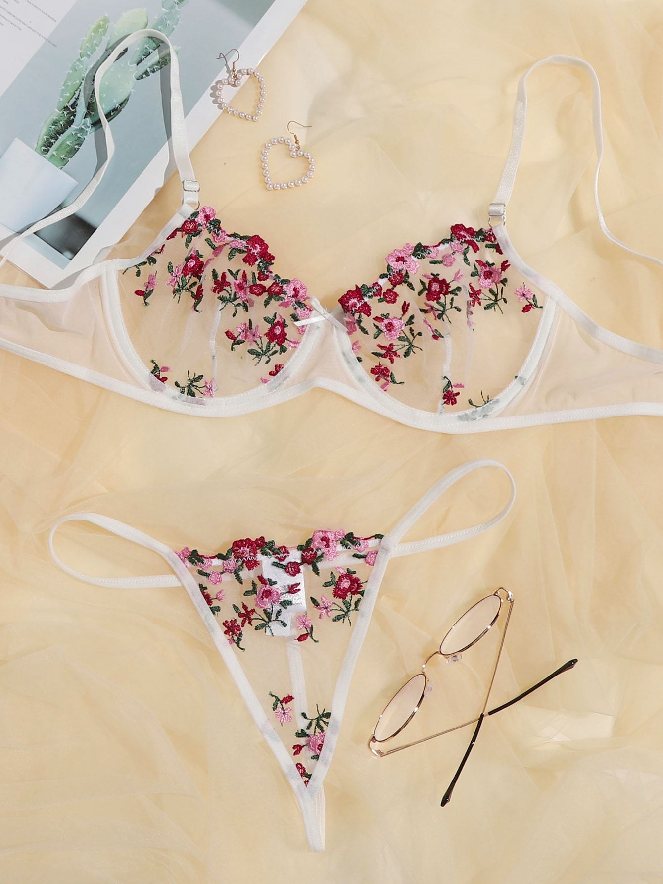 Floral Embroidered Mesh Underwire Lingerie Set - INS | Online Fashion Free Shipping Clothing, Dresses, Tops, Shoes