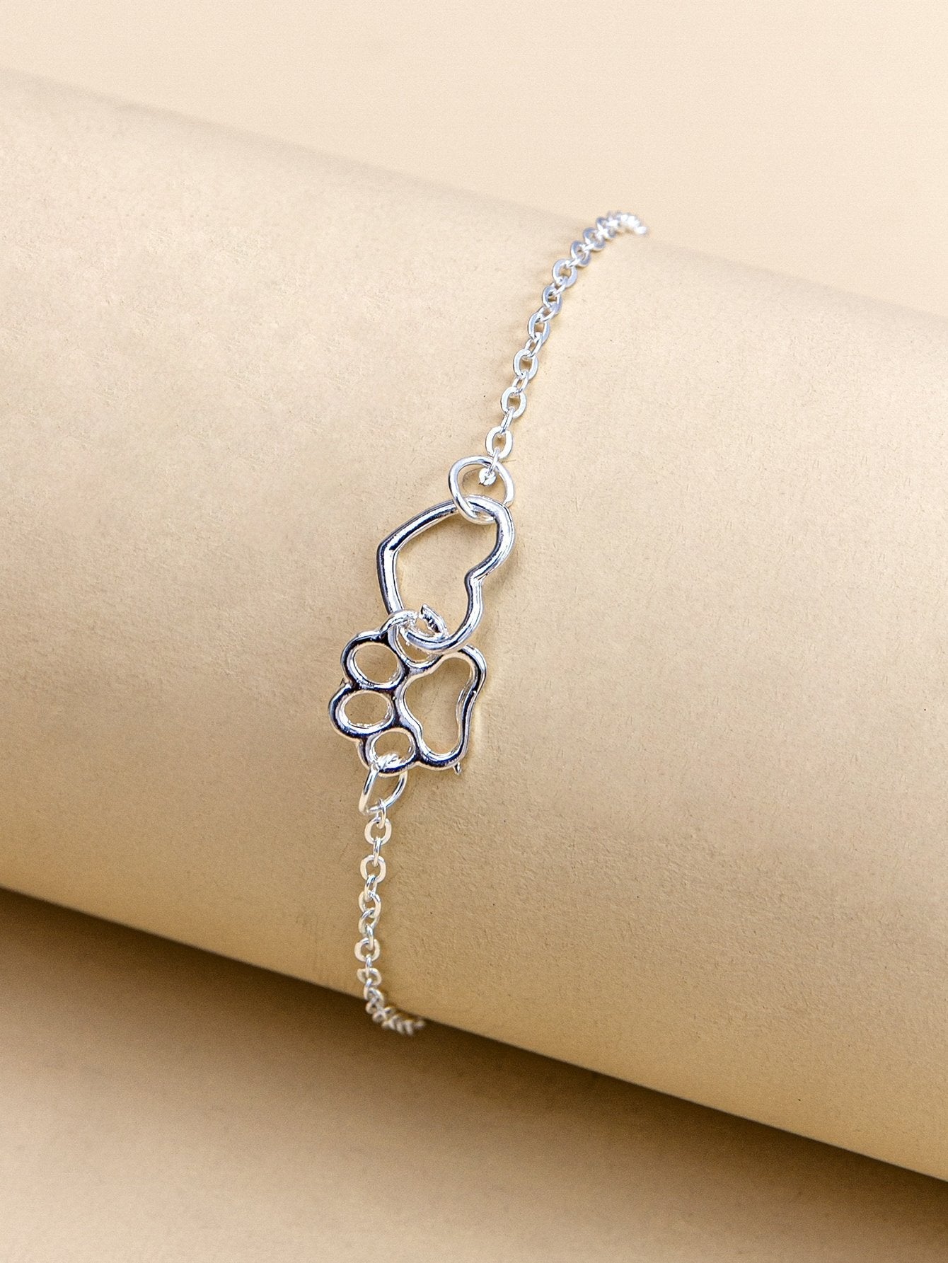 Hollow Out Heart Decor Bracelet - INS | Online Fashion Free Shipping Clothing, Dresses, Tops, Shoes