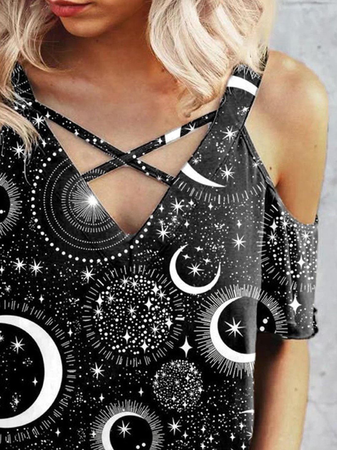 Print V Neck Off Shoulder T-Shirt - T-Shirts - INS | Online Fashion Free Shipping Clothing, Dresses, Tops, Shoes - 24/05/2021 - Color_Black - LXQ