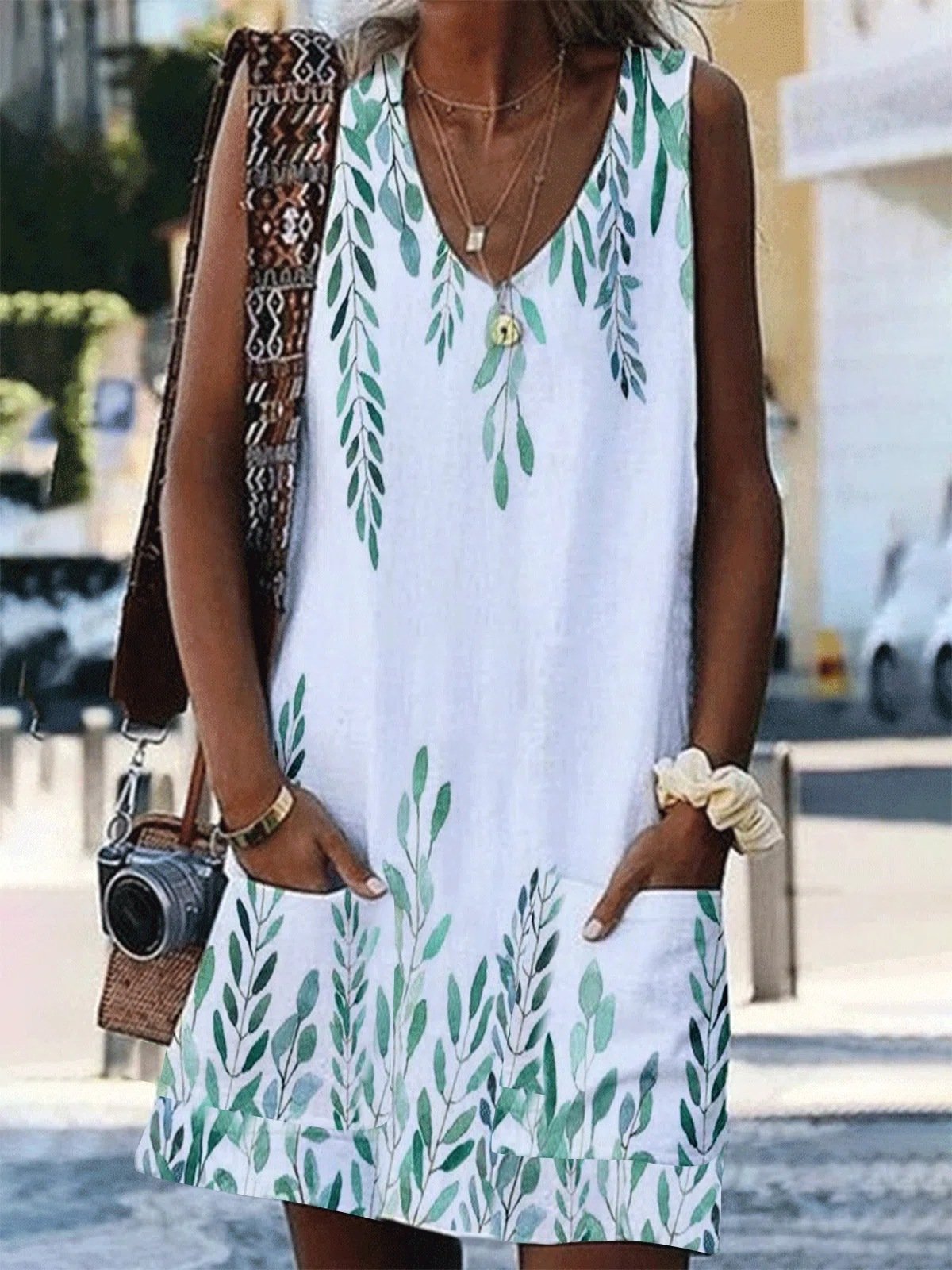 V-Neck Sleeveless Leaf Print Pocket Loose Dress - Mini Dresses - INS | Online Fashion Free Shipping Clothing, Dresses, Tops, Shoes - 20-30 - 21/06/2021 - Category_Mini Dresses