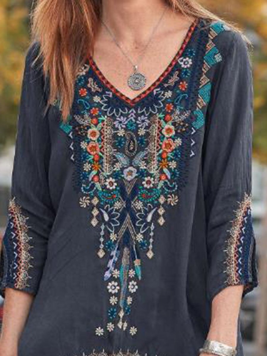 Embroidery Print 3/4 Sleeve V-neck Shirt - T-shirts - INS | Online Fashion Free Shipping Clothing, Dresses, Tops, Shoes - 04/06/2021 - Color_Blue - Color_Gray