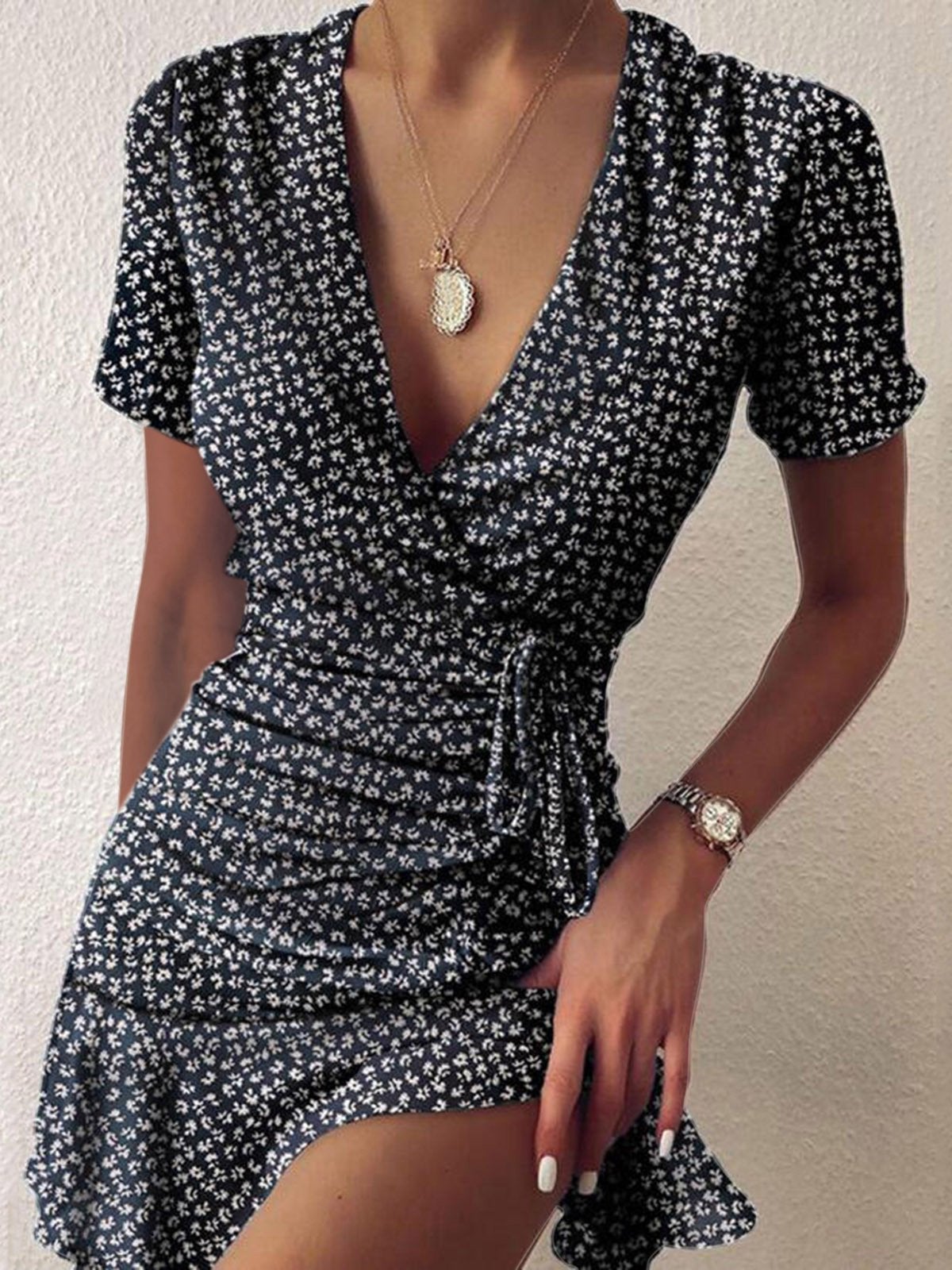 Floral V-neck Short Sleeve Ruffled Dress - Mini Dresses - INS | Online Fashion Free Shipping Clothing, Dresses, Tops, Shoes - 16/06/2021 - 20-30 - color-black