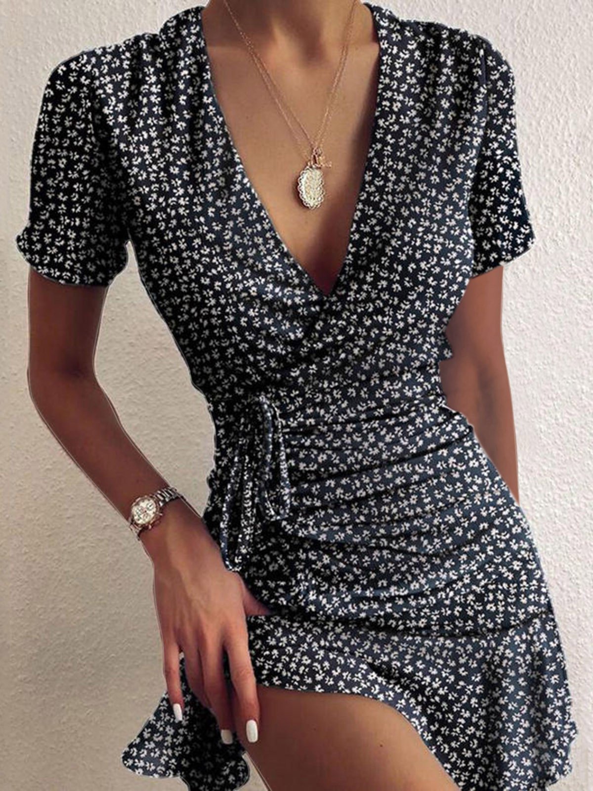 Floral V-neck Short Sleeve Ruffled Dress - Mini Dresses - INS | Online Fashion Free Shipping Clothing, Dresses, Tops, Shoes - 16/06/2021 - 20-30 - color-black