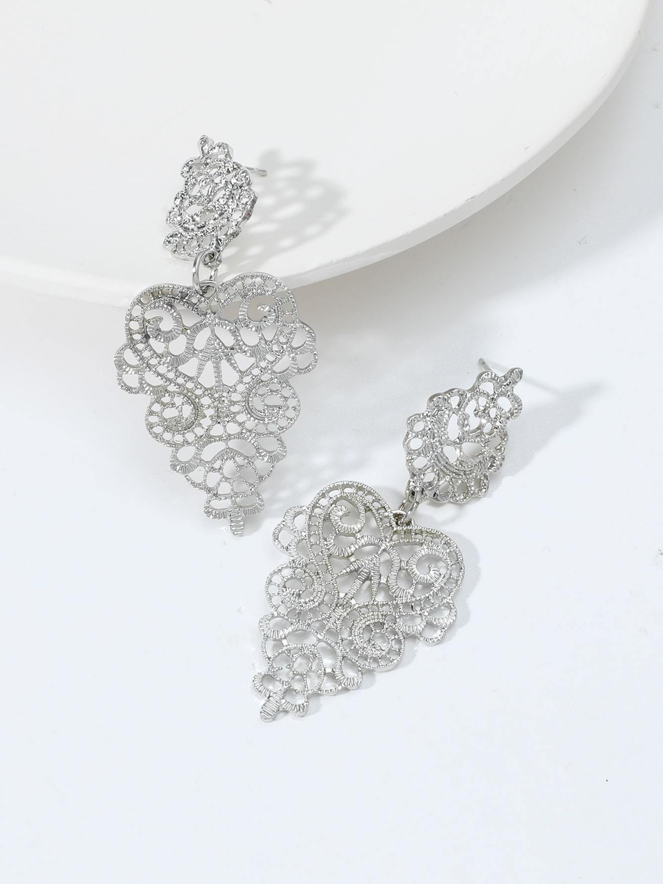 Hollow Vintage Drop Earrings - INS | Online Fashion Free Shipping Clothing, Dresses, Tops, Shoes