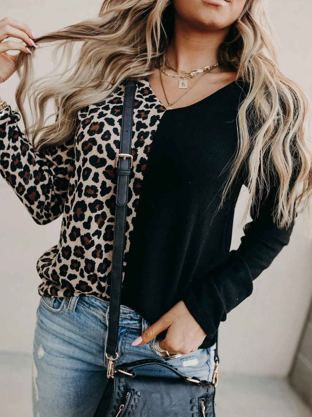 Women's T-Shirts Leopard Print Contrast Color V-Neck Long Sleeve T-Shirts - T-Shirts - INS | Online Fashion Free Shipping Clothing, Dresses, Tops, Shoes - 10-20 - 12/11/2021 - color-black